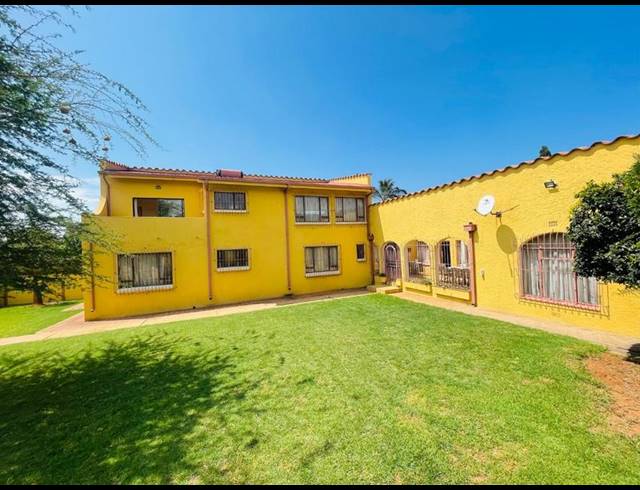 5 BEDROOM HOUSE FOR SALE IN PRIMROSE